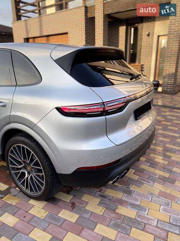 Позашляховик / Кросовер Porsche Cayenne 2020 в Дніпрі