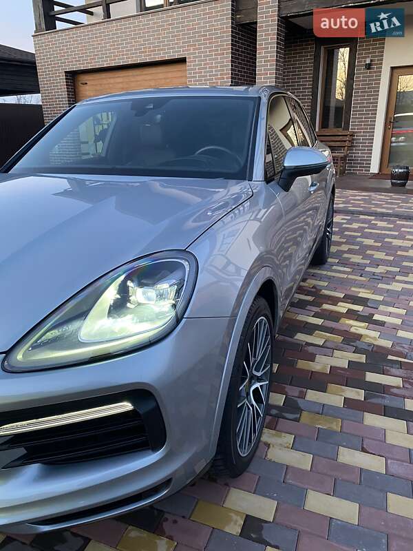 Позашляховик / Кросовер Porsche Cayenne 2020 в Дніпрі