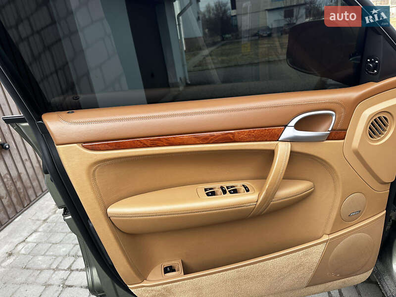 Внедорожник / Кроссовер Porsche Cayenne 2007 в Малине фото 13 Внедорожник / Кроссовер Porsche Cayenne 2007 в Малине