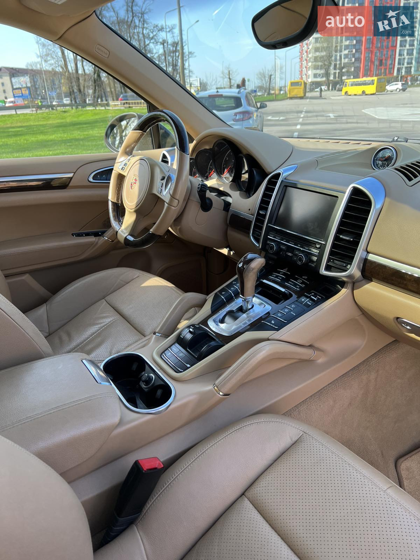 2014 Porsche Cayenne - мініатюра 26