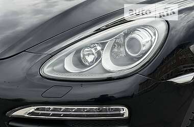 Внедорожник / Кроссовер Porsche Cayenne 2013 в Харькове