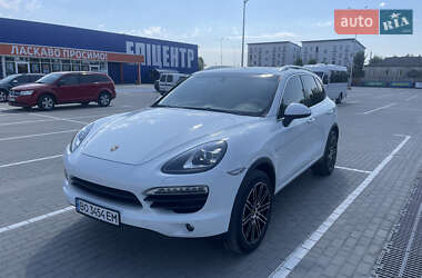 Внедорожник / Кроссовер Porsche Cayenne 2013 в Тернополе