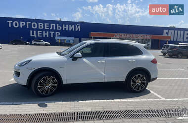 Внедорожник / Кроссовер Porsche Cayenne 2013 в Тернополе