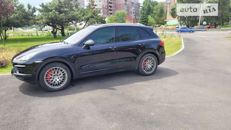 Внедорожник / Кроссовер Porsche Cayenne 2010 в Днепре