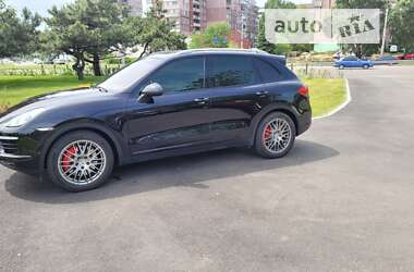 Внедорожник / Кроссовер Porsche Cayenne 2010 в Днепре