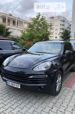 Внедорожник / Кроссовер Porsche Cayenne 2013 в Кропивницком