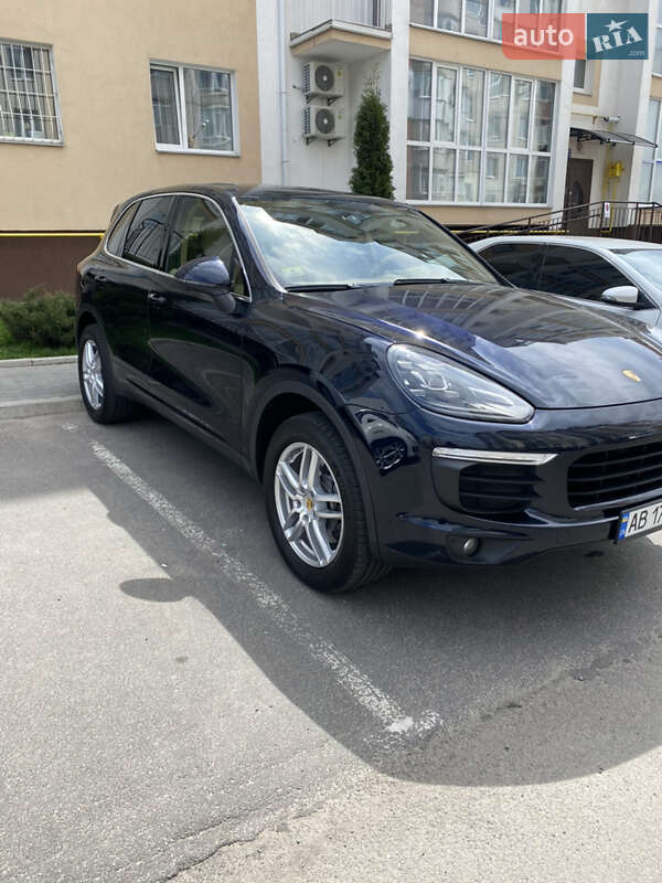 Внедорожник / Кроссовер Porsche Cayenne 2015 в Виннице