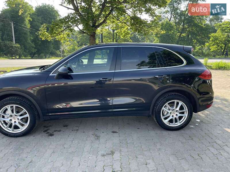 Внедорожник / Кроссовер Porsche Cayenne 2010 в Ивано-Франковске