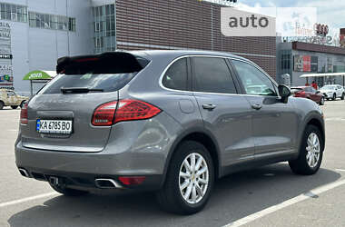 Внедорожник / Кроссовер Porsche Cayenne 2013 в Киеве