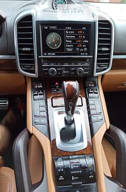 Внедорожник / Кроссовер Porsche Cayenne 2013 в Шполе