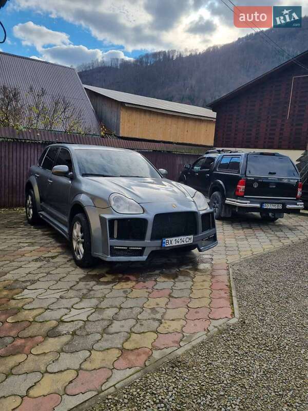 Внедорожник / Кроссовер Porsche Cayenne 2005 в Тячеве