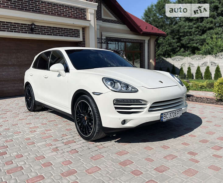 Внедорожник / Кроссовер Porsche Cayenne 2011 в Львове