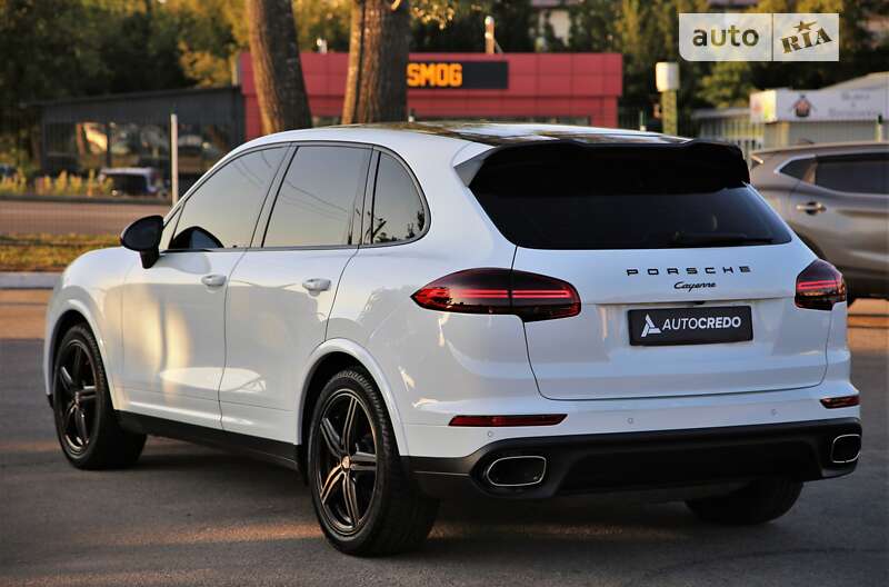 Внедорожник / Кроссовер Porsche Cayenne 2013 в Харькове