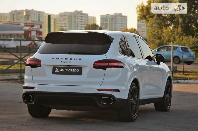 Внедорожник / Кроссовер Porsche Cayenne 2013 в Харькове