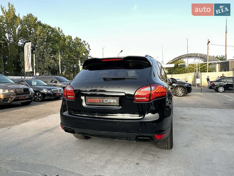 Позашляховик / Кросовер Porsche Cayenne 2010 в Вінниці