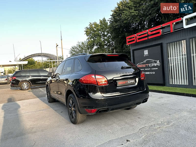 Позашляховик / Кросовер Porsche Cayenne 2010 в Вінниці