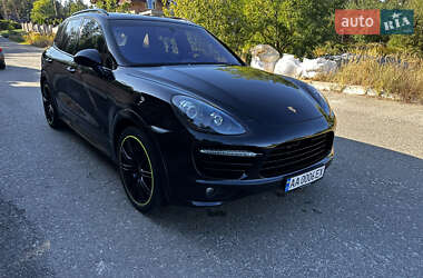 Внедорожник / Кроссовер Porsche Cayenne 2013 в Киеве