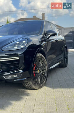 Porsche Cayenne 2015 Porsche Cayenne 2015