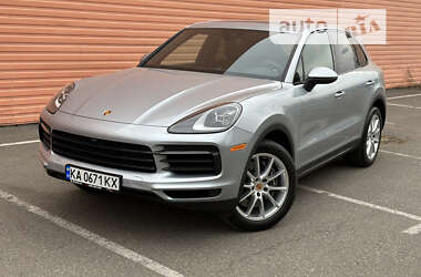 Внедорожник / Кроссовер Porsche Cayenne 2021 в 