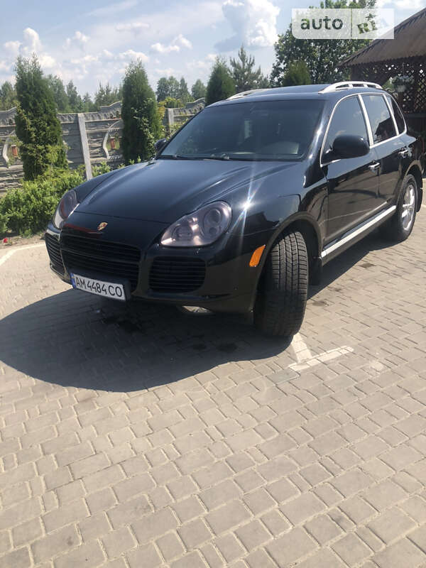 Позашляховик / Кросовер Porsche Cayenne 2004 в Олевську