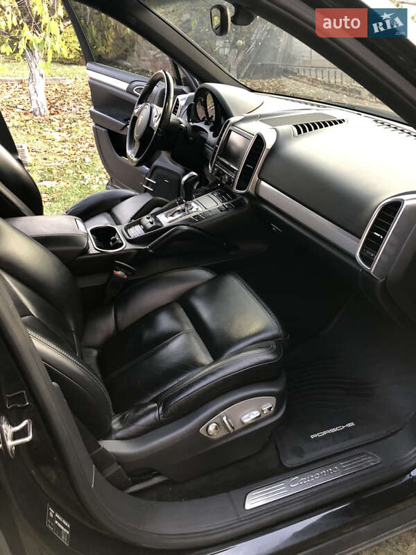 Внедорожник / Кроссовер Porsche Cayenne 2012 в Днепре фото 8 Внедорожник / Кроссовер Porsche Cayenne 2012 в Днепре
