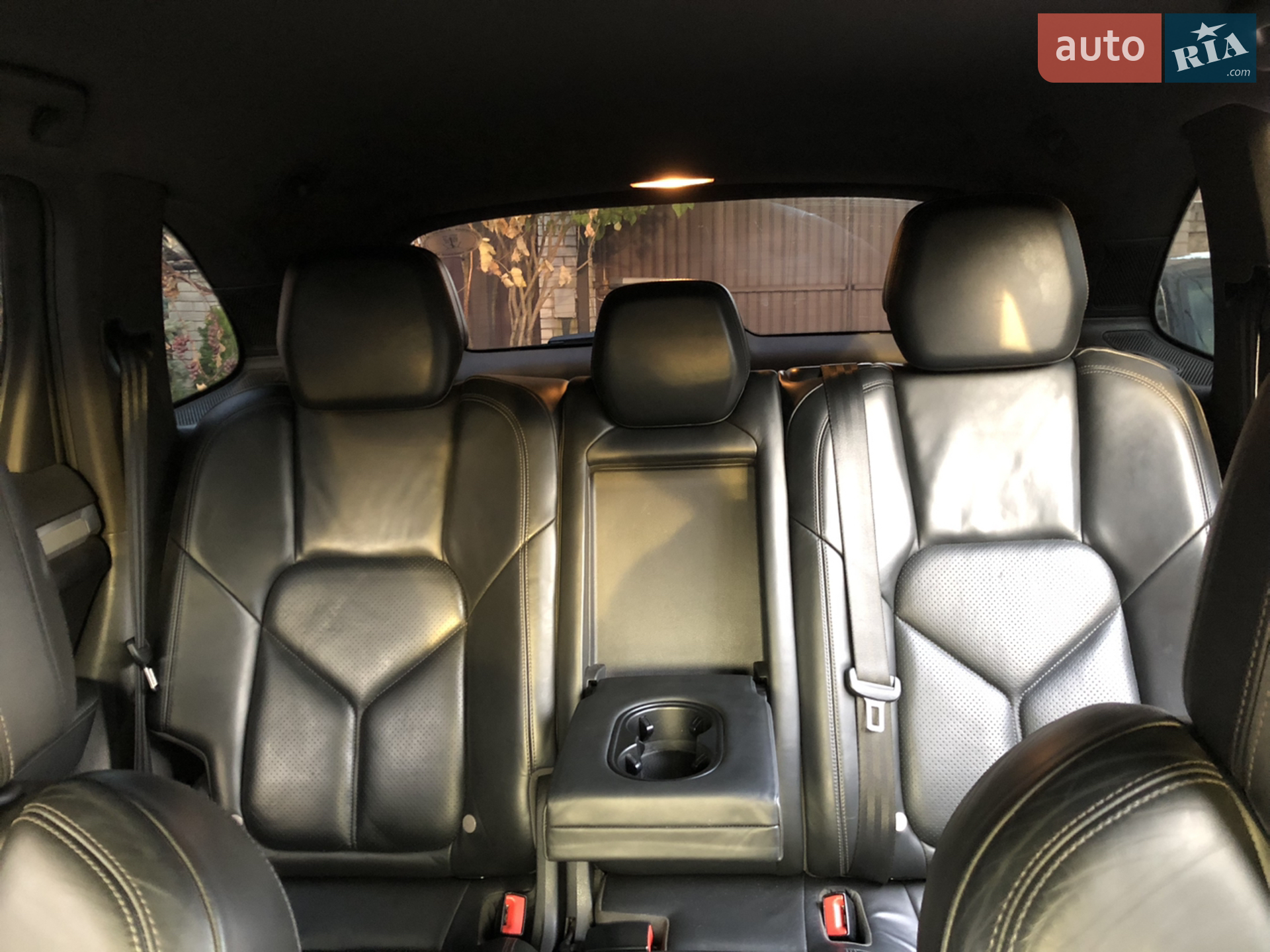 2012 Porsche Cayenne - мініатюра 12