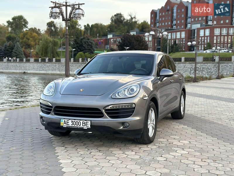 Внедорожник / Кроссовер Porsche Cayenne 2011 в Днепре