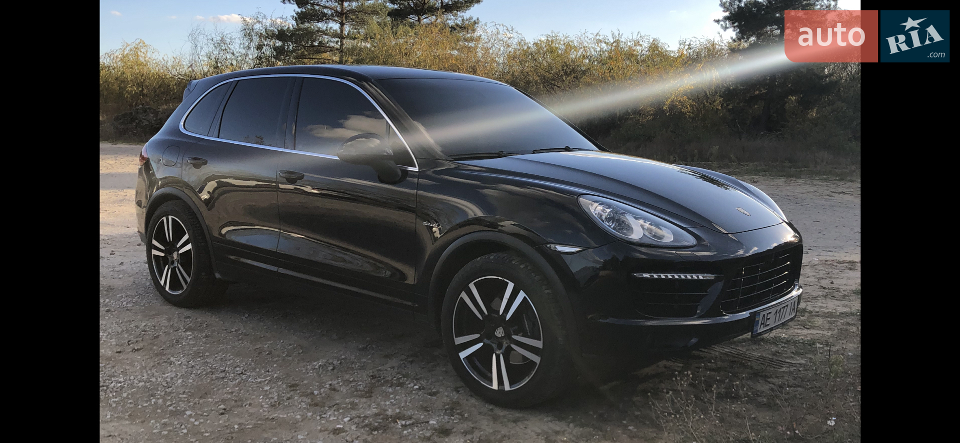 2012 Porsche Cayenne - мініатюра 3