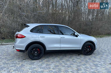 Внедорожник / Кроссовер Porsche Cayenne 2013 в 