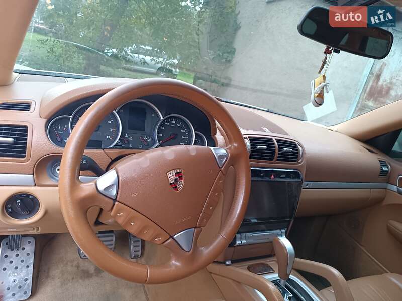 Позашляховик / Кросовер Porsche Cayenne 2008 в Сваляві