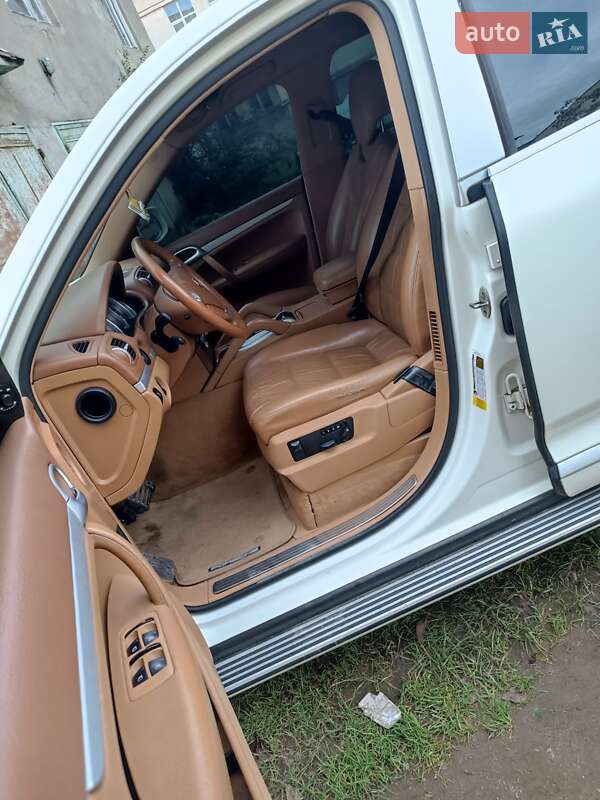 Позашляховик / Кросовер Porsche Cayenne 2008 в Сваляві