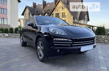 Внедорожник / Кроссовер Porsche Cayenne 2014 в Киеве