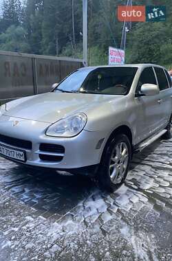 Внедорожник / Кроссовер Porsche Cayenne 2004 в Верховине