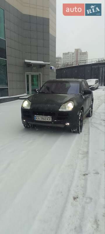 Внедорожник / Кроссовер Porsche Cayenne 2005 в Киеве