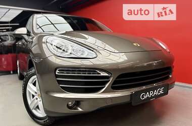 Позашляховик / Кросовер Porsche Cayenne 2012 в Києві