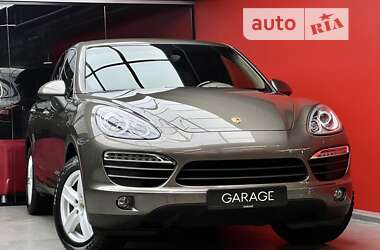 Позашляховик / Кросовер Porsche Cayenne 2012 в Києві