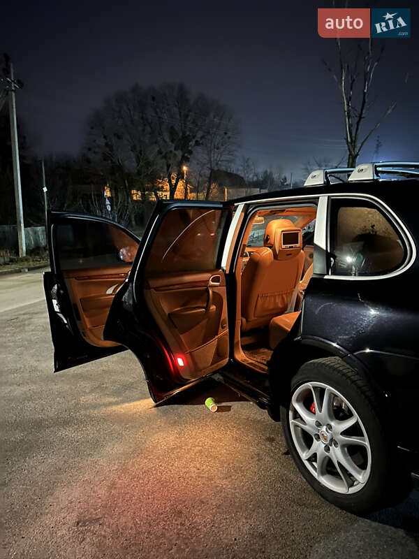 Внедорожник / Кроссовер Porsche Cayenne 2008 в Вишневом