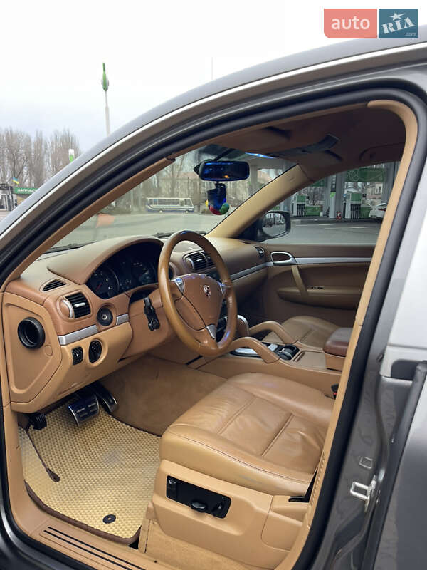 Позашляховик / Кросовер Porsche Cayenne 2009 в Одесі