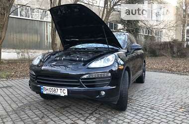 Внедорожник / Кроссовер Porsche Cayenne 2011 в Одессе