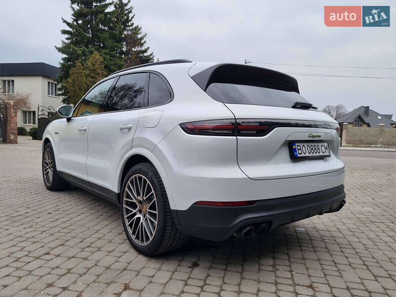Позашляховик / Кросовер Porsche Cayenne 2022 в Тернополі