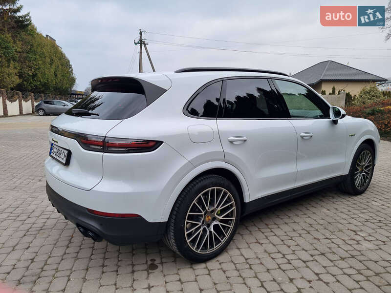 Позашляховик / Кросовер Porsche Cayenne 2022 в Тернополі