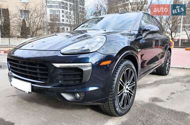 Porsche Cayenne 2016