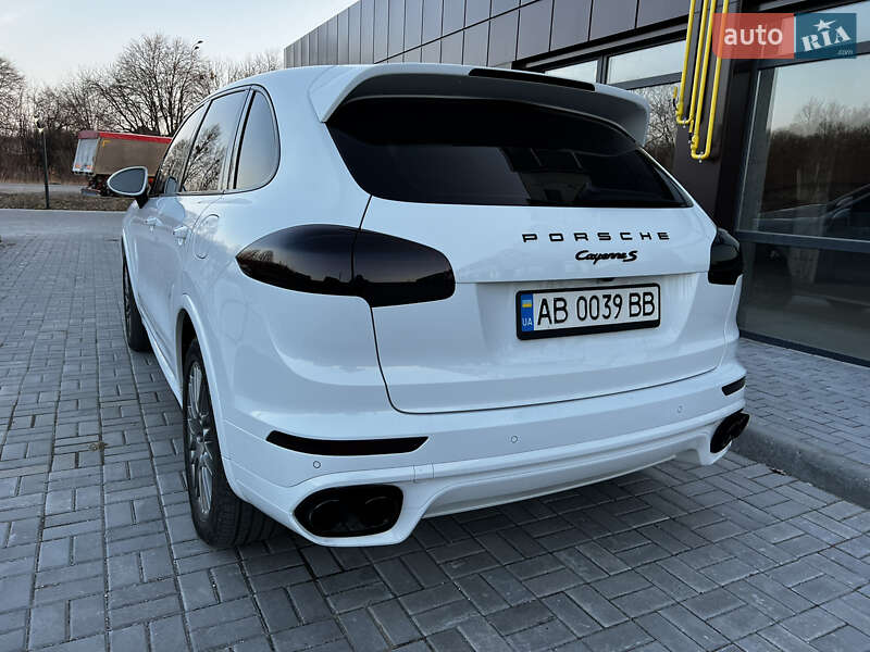 Позашляховик / Кросовер Porsche Cayenne 2017 в Вінниці