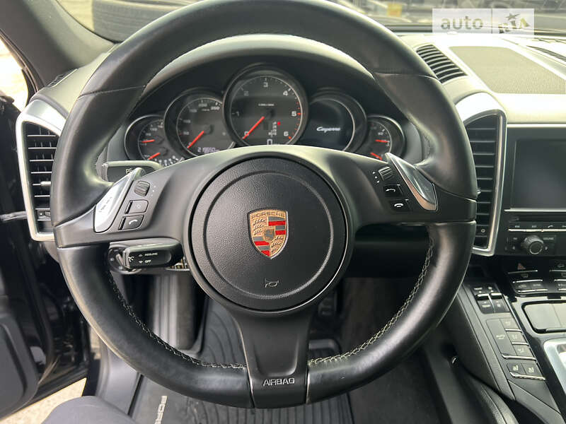 Позашляховик / Кросовер Porsche Cayenne 2013 в Дніпрі