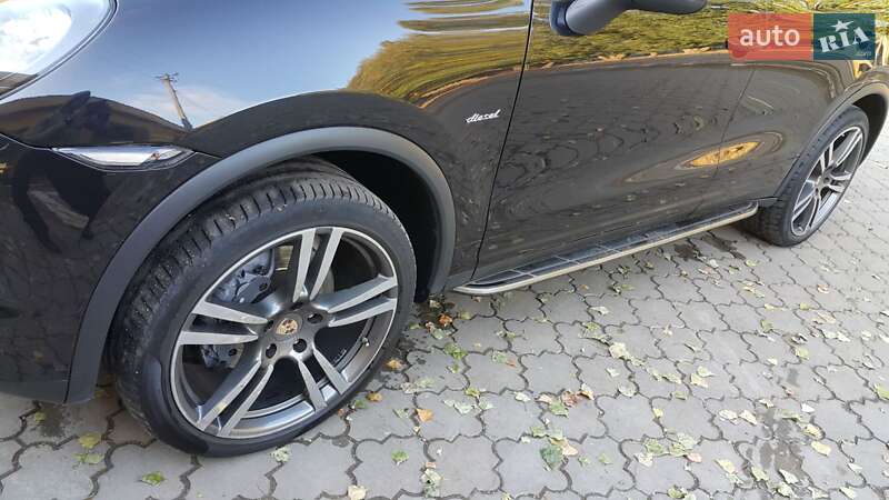 Позашляховик / Кросовер Porsche Cayenne 2010 в Черкасах
