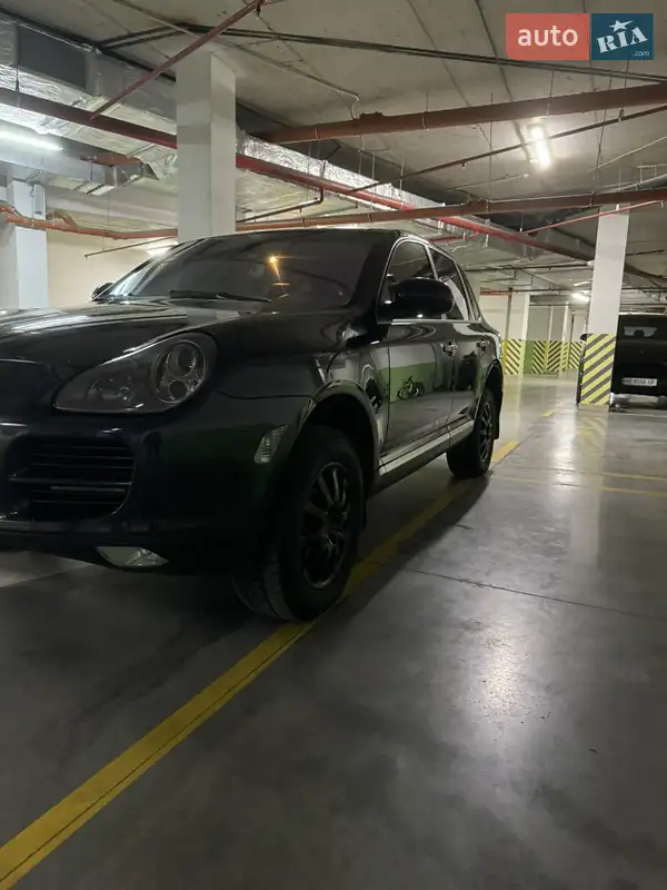 Внедорожник / Кроссовер Porsche Cayenne 2006 в 