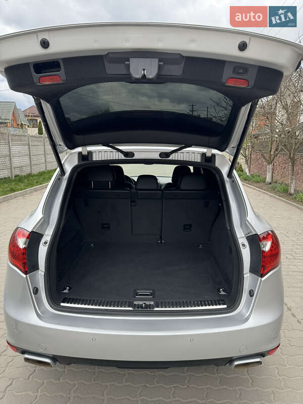 Внедорожник / Кроссовер Porsche Cayenne 2012 в Хмельницком