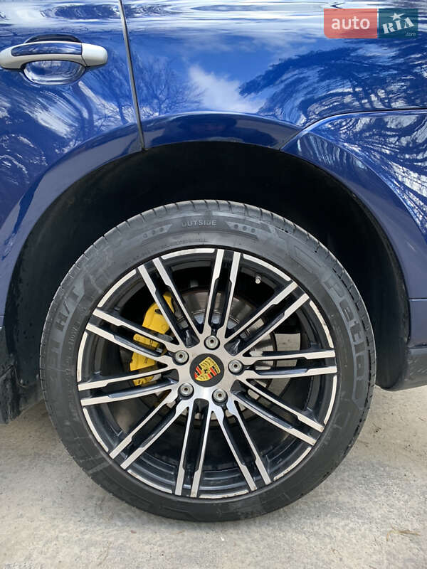Внедорожник / Кроссовер Porsche Cayenne 2008 в Львове