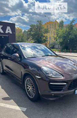 Внедорожник / Кроссовер Porsche Cayenne 2014 в Львове