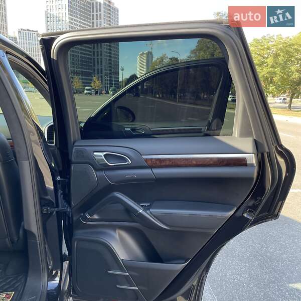 Внедорожник / Кроссовер Porsche Cayenne 2010 в Киеве фото 33 Внедорожник / Кроссовер Porsche Cayenne 2010 в Киеве